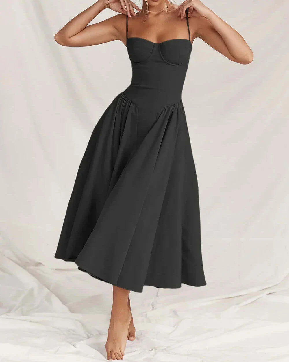 Victoria | Sleeveless midi dress with corset fit - Attractive fit