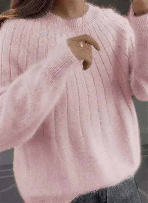 Fluffy cashmere-like knitted jumper