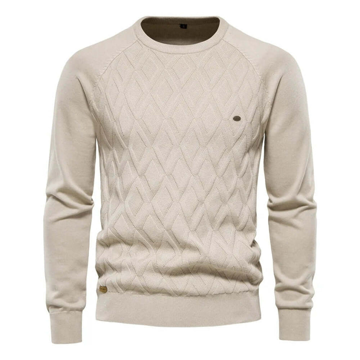 Fashionable knitted warm jumpers for men