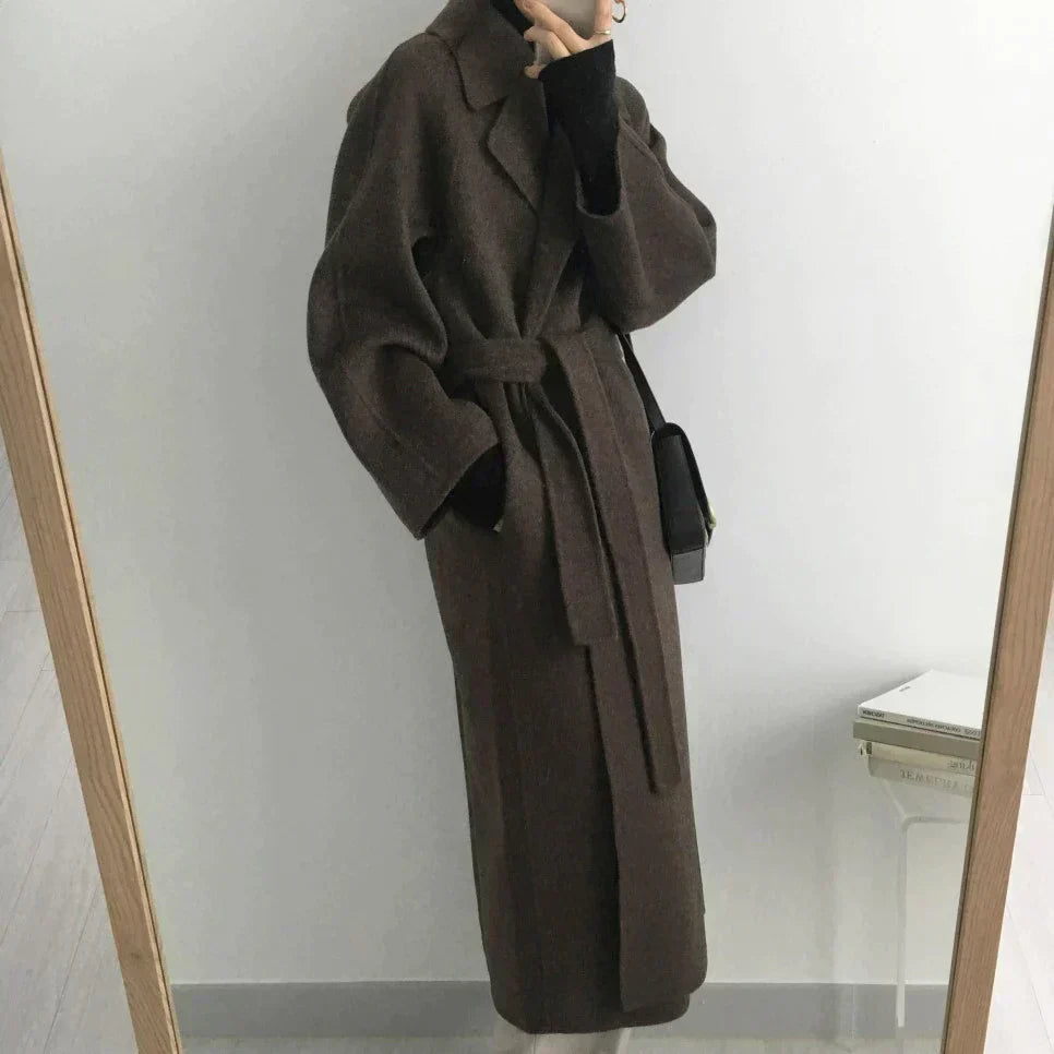 Classic warm long winter coat for women - Comfortable and versatile