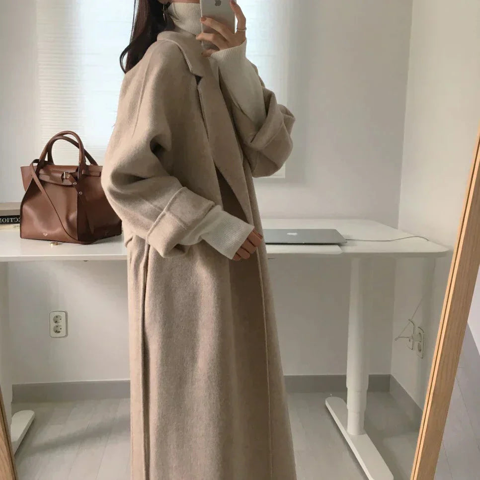 Classic warm long winter coat for women - Comfortable and versatile