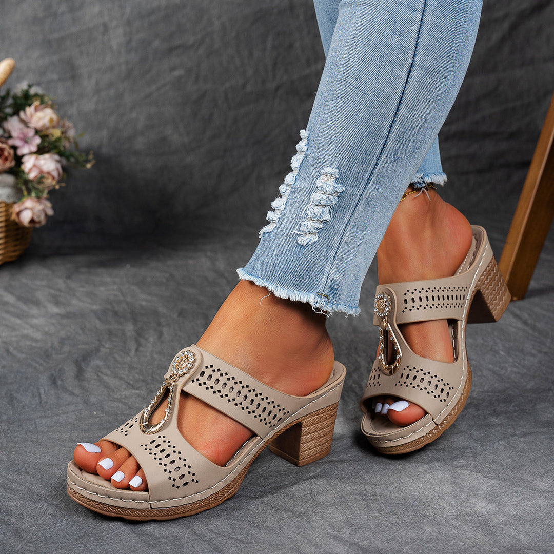 ALESSA COMFORT HEEL SANDALS