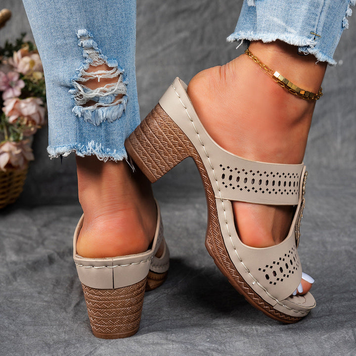 ALESSA COMFORT HEEL SANDALS