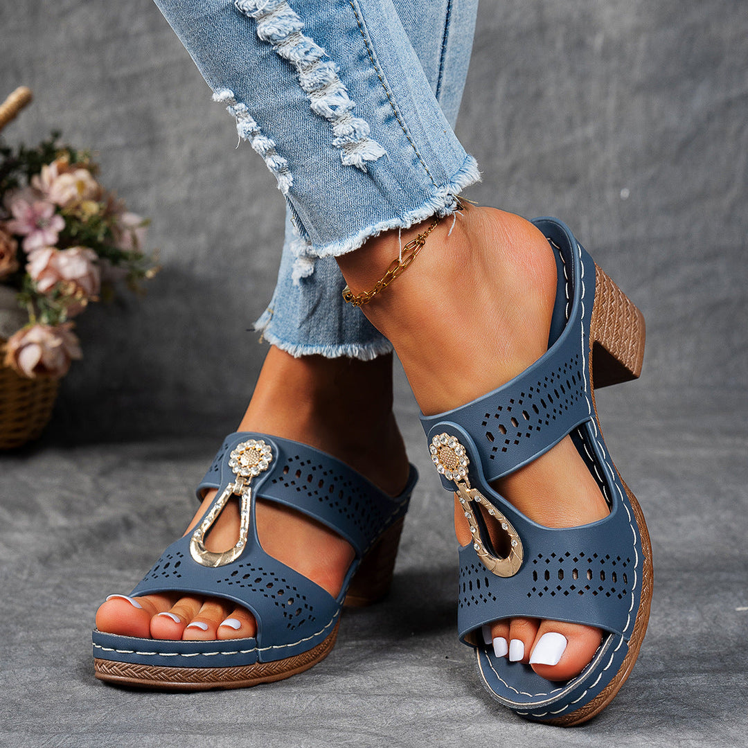 ALESSA COMFORT HEEL SANDALS
