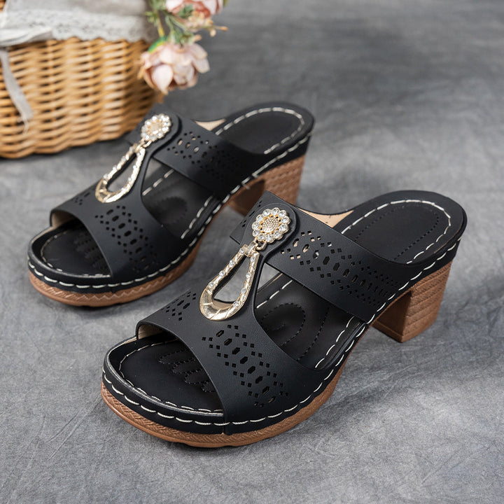 ALESSA COMFORT HEEL SANDALS