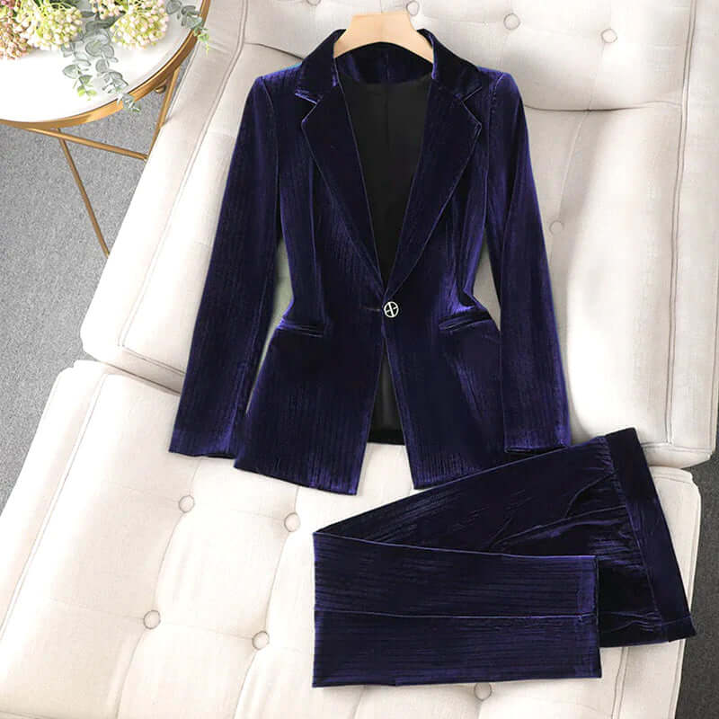 Madison - Velvet jacket and trousers set for women