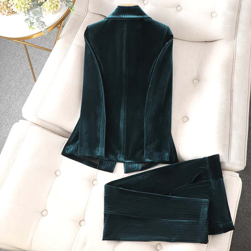 Madison - Velvet jacket and trousers set for women