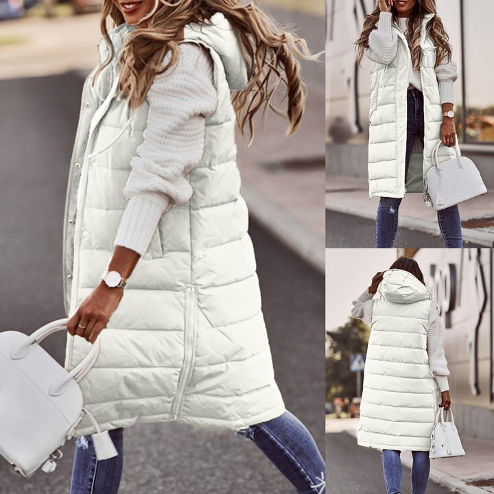 Sleeveless women's coat in long length - Stylish design for modern women - Cozy and warm for winter