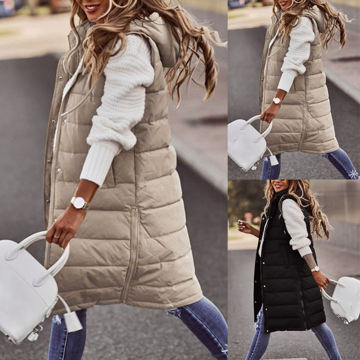 Sleeveless women's coat in long length - Stylish design for modern women - Cozy and warm for winter