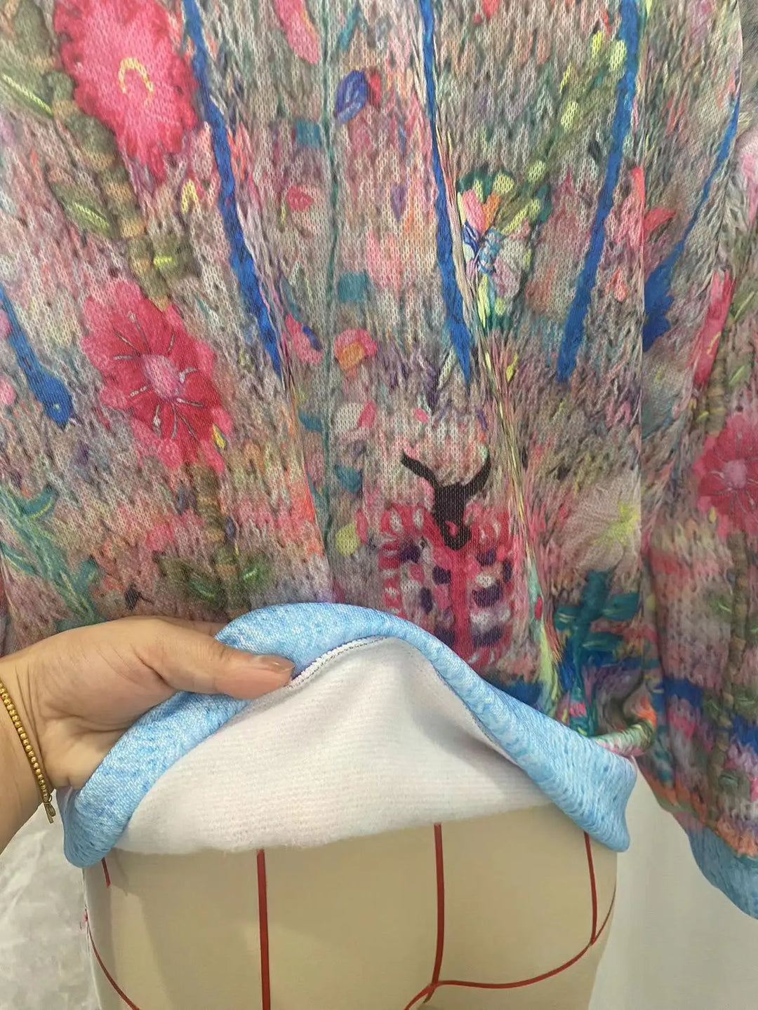 Ladies retro flannel cardigan - Perfect for chilly days