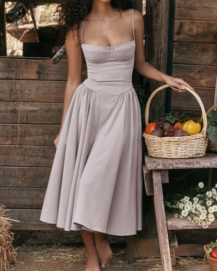 Victoria | Sleeveless midi dress with corset fit - Attractive fit