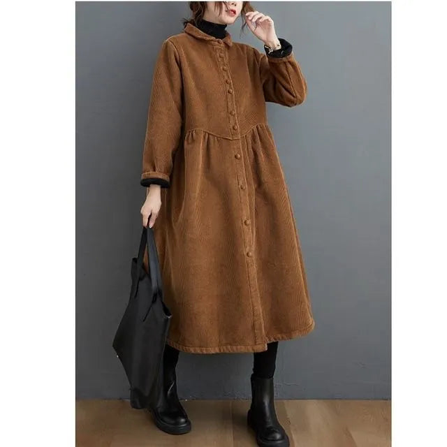 Long vintage coat - Perfect for chilly days