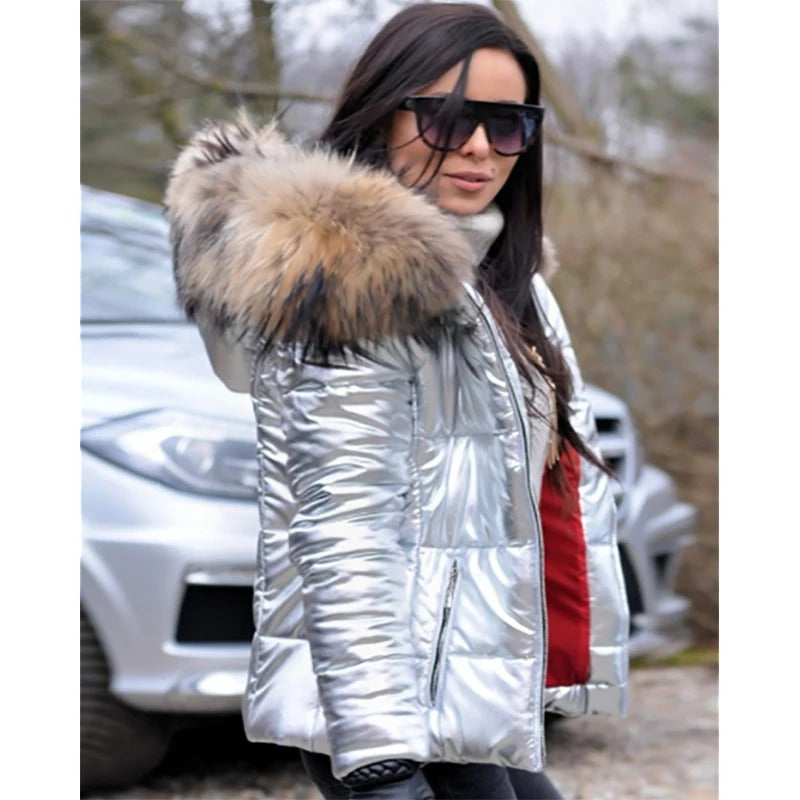 Stylish jacket with faux fur lining, hood and collar - Lightweight and breathable material