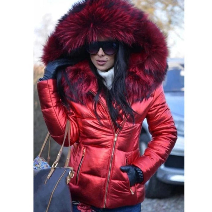 Stylish jacket with faux fur lining, hood and collar - Lightweight and breathable material